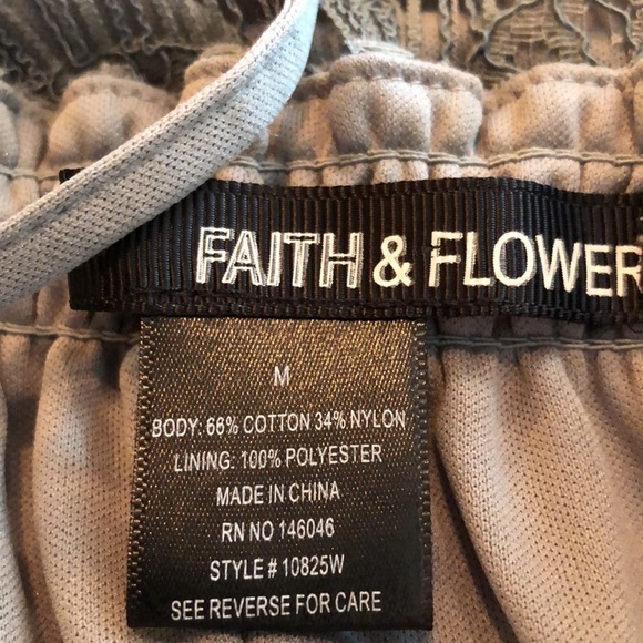 Faith & Flowers Lace Off  Shoulder 3/4 Length Sleeve Dress Size M - Picture 8 of 8